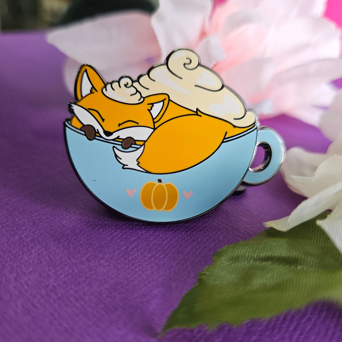 Hot Toddy Pin (fox + pumpkin spice latte)